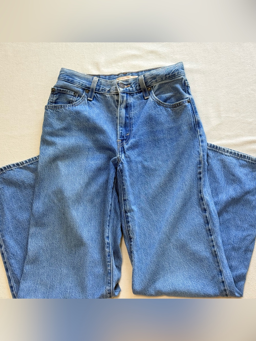 Levi’s Baggy Dad Jean- Hold My Purse